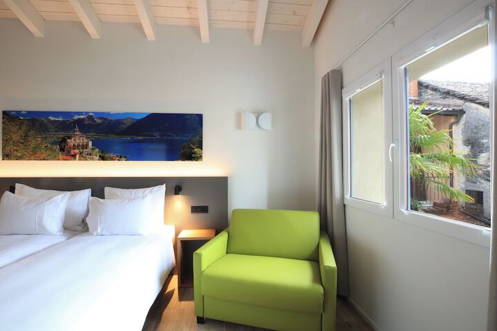 Room 13 of 46