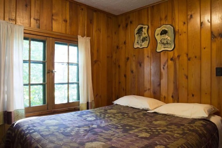 Room 10 of 96