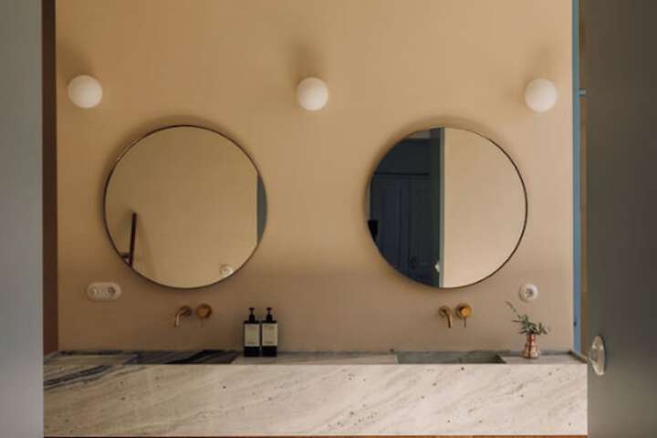 Room 15 of 82