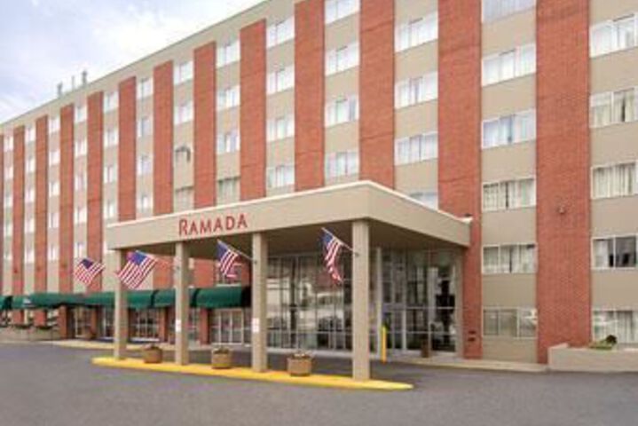 Photo of City Center Hotel Milwaukee
