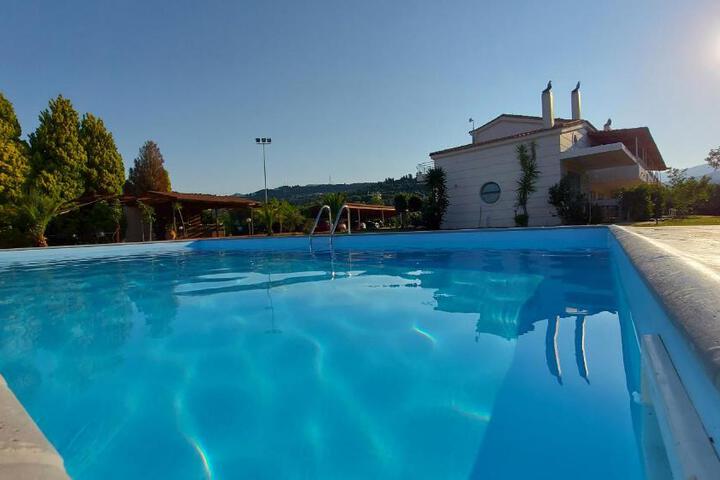General 7 of 82
