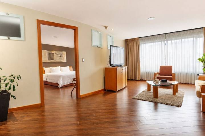 Room 13 of 36