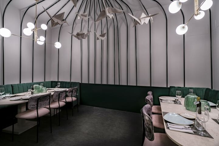 Dining 46 of 71