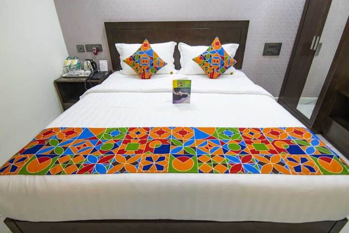 Room 15 of 40