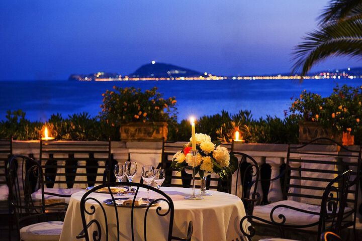 Dining 63 of 67