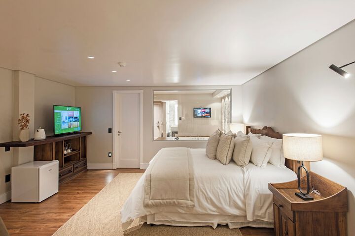 Room 16 of 56