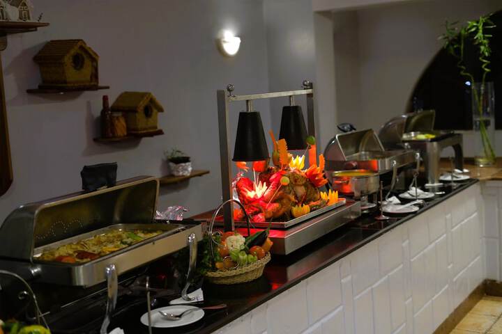 Dining 54 of 75