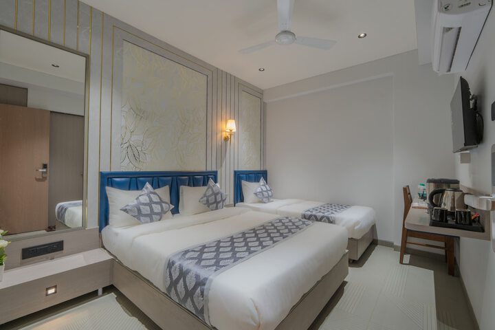 Room 28 of 48