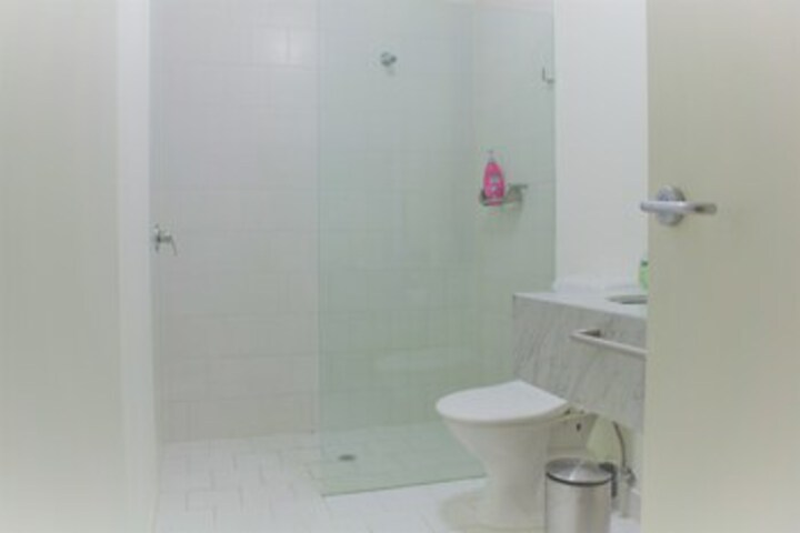 Room 3 of 21