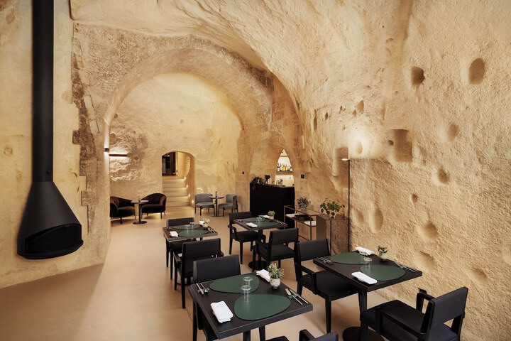 Hotel Interior 10 of 281