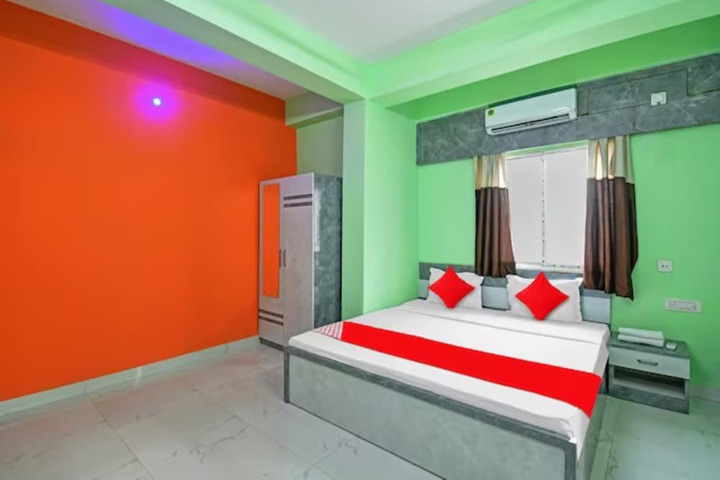 Room 2 of 11