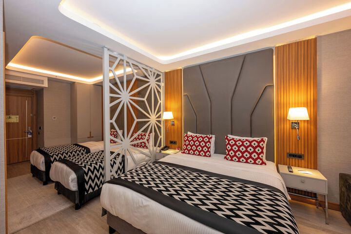 Room 18 of 61
