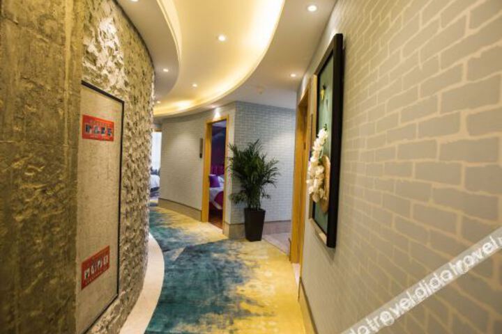 Hotel Interior 7 of 12