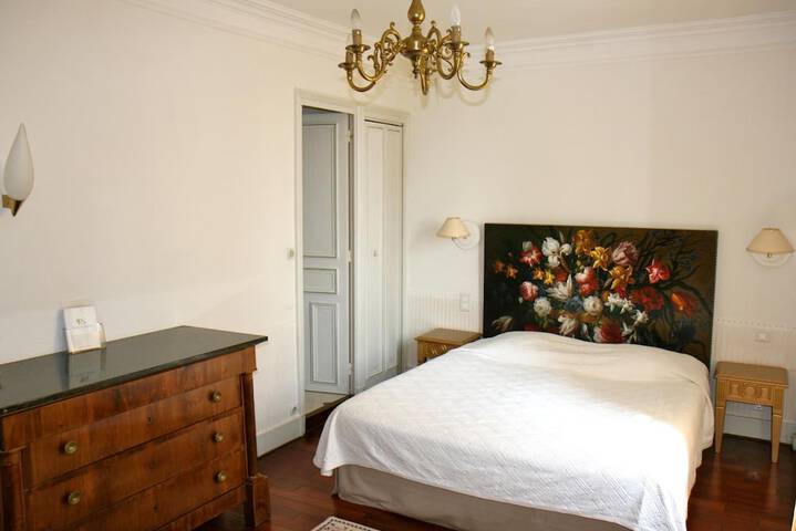 Room 12 of 35