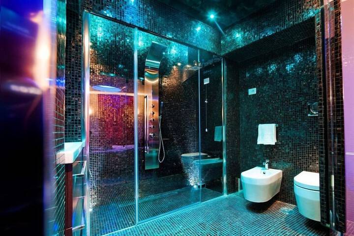 Clean Restrooms