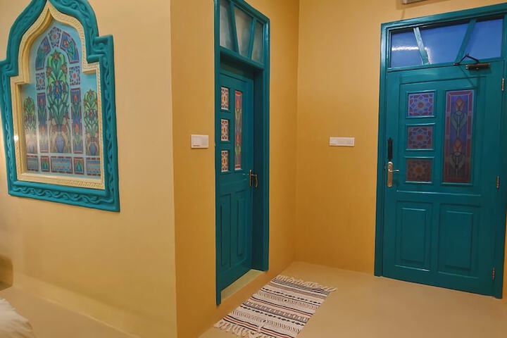 Room 6 of 116