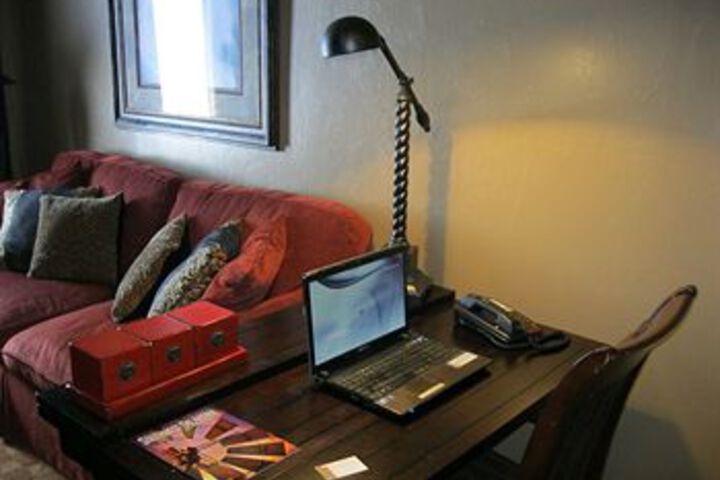 Room 5 of 24