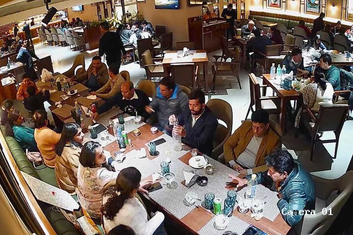 Dining 40 of 45