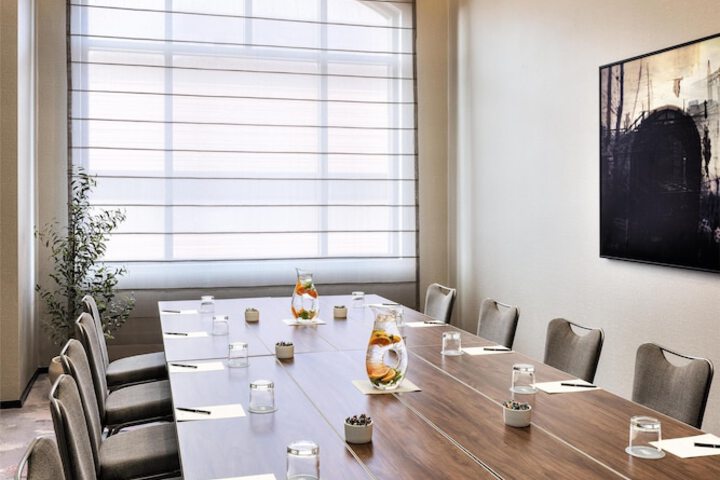 Meeting facility