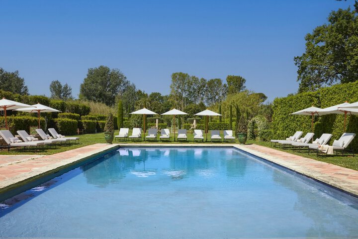 Pool 26 of 40