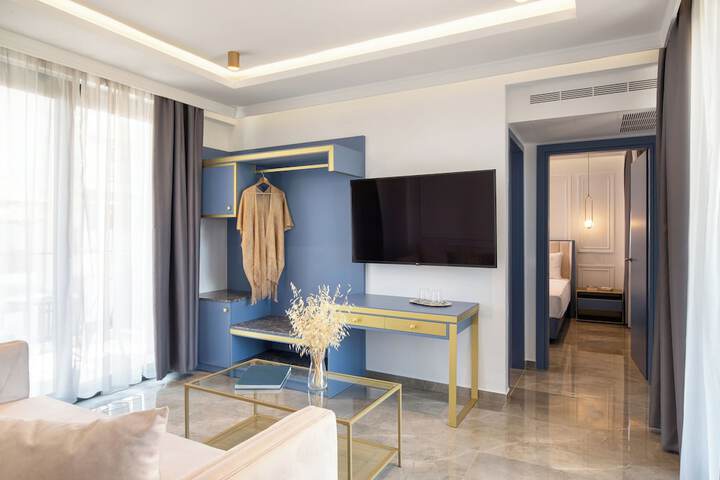 Room 35 of 68