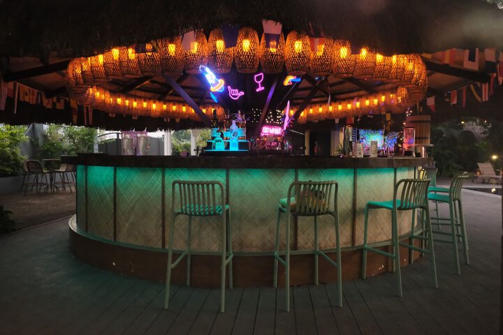 Pool 31 of 34
