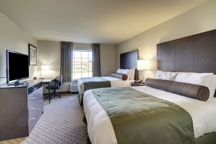Quadruple Accessible Queen Size Bed (9 of 10)