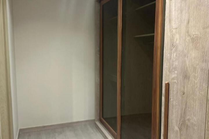 Room 12 of 15