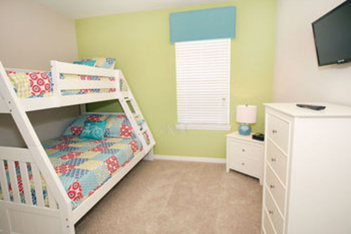 Room 174 of 687