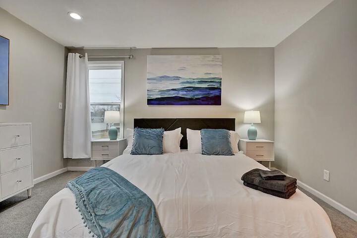 Room 27 of 70