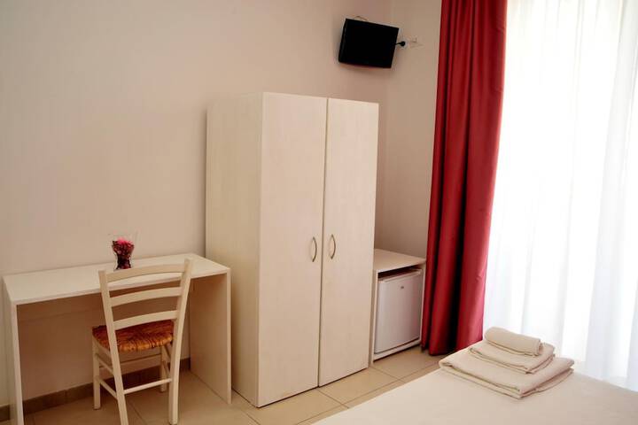 Room 17 of 62