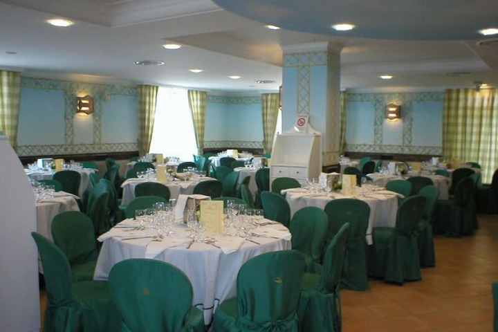 Dining Photos