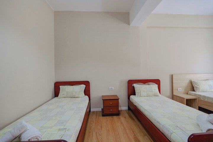 Room 64 of 152