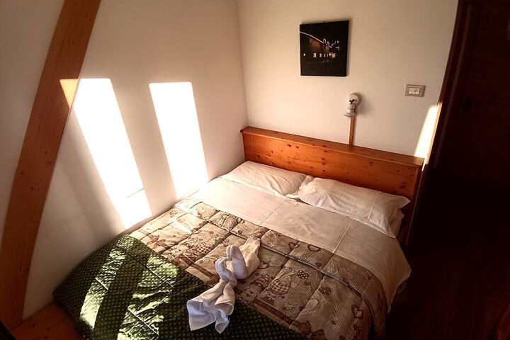 Room 7 of 67