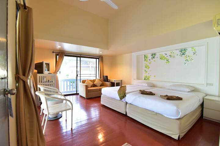 Room 17 of 165