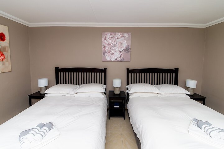 Room 8 of 30