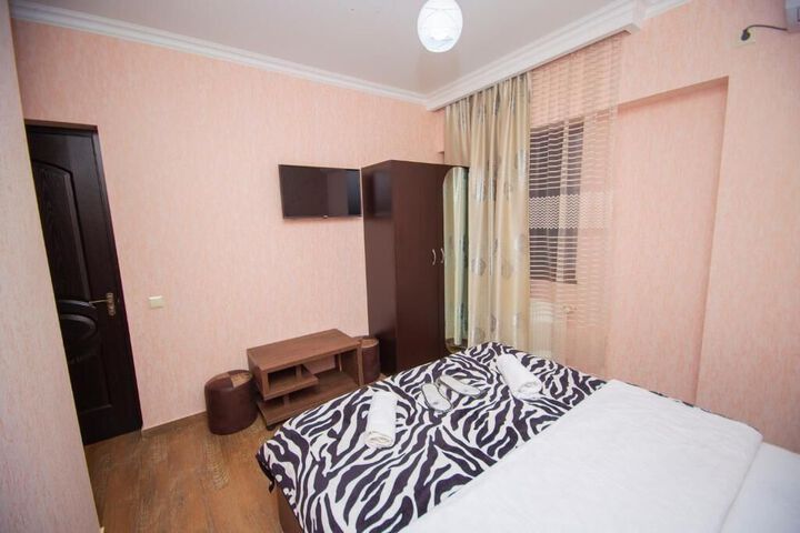 Room 34 of 50