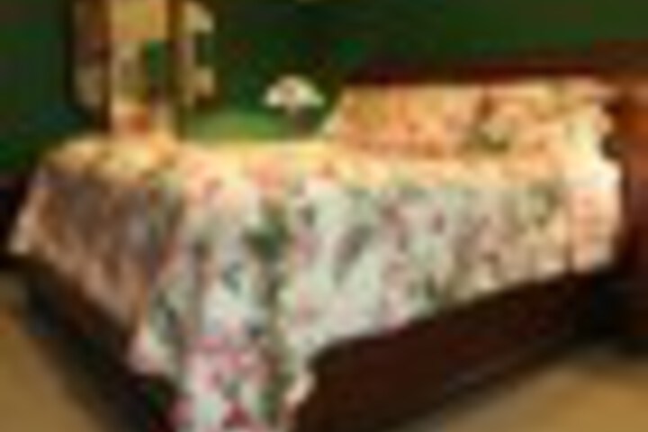 Room 53 of 90