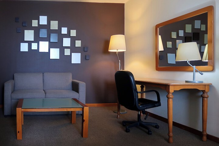 Room 18 of 30