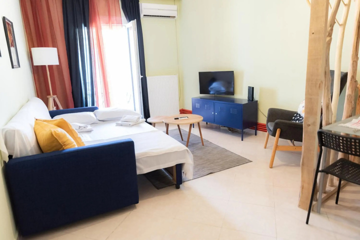 Hero Image 1 of 37