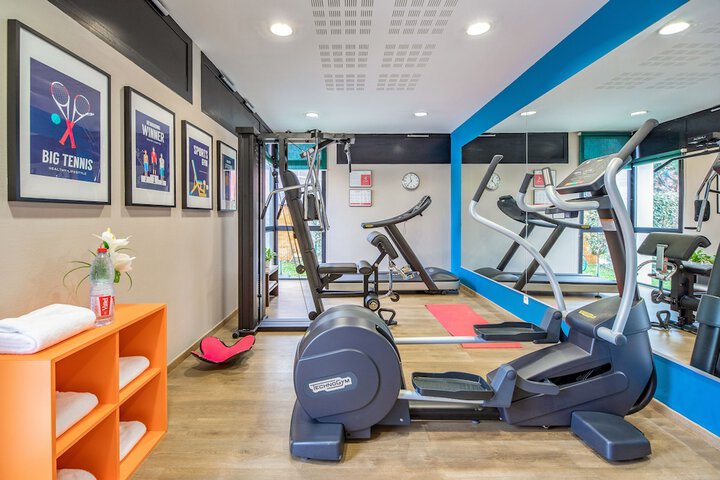 Hotel Gym