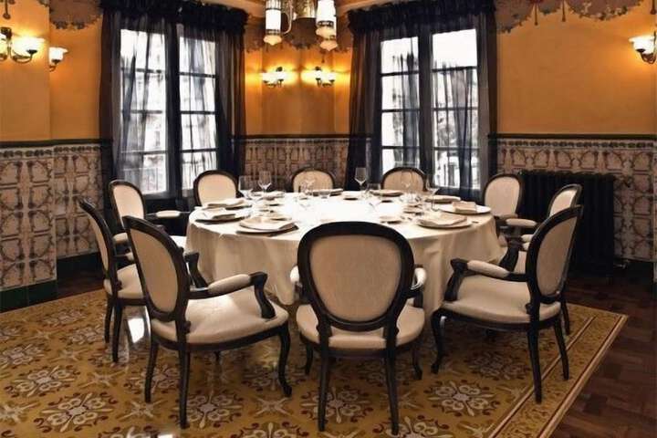 Dining 41 of 55