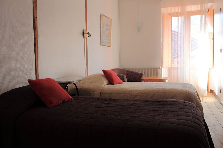 Room 10 of 67