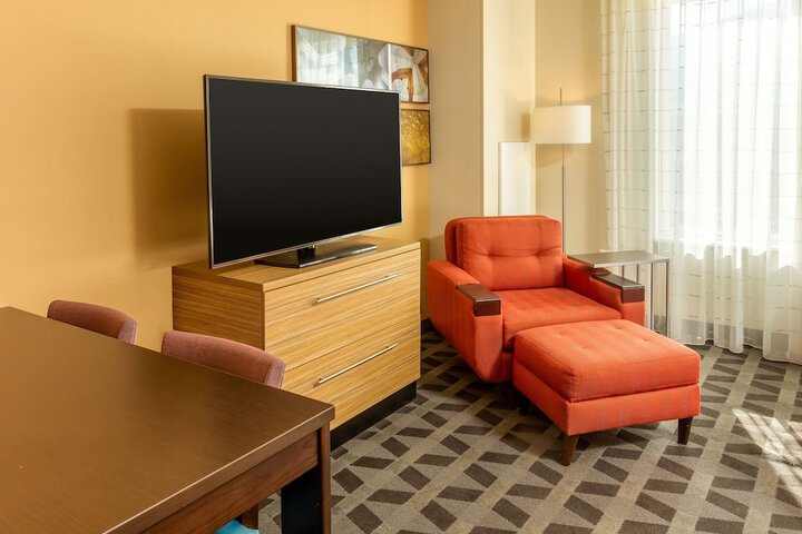 Room 48 of 84