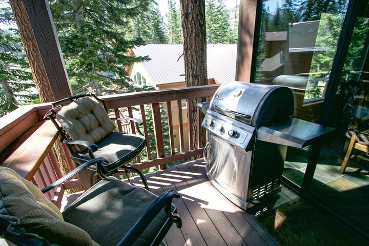 Terrace/Patio 46 of 85