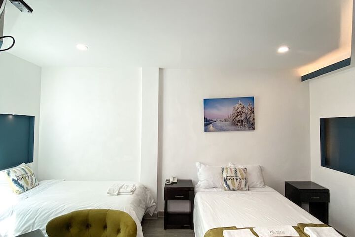 Room 8 of 14