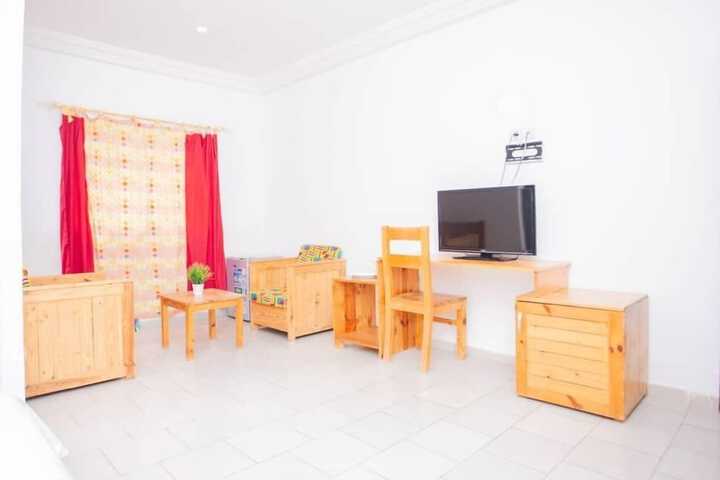 Room 19 of 48
