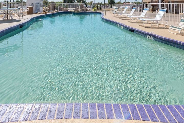 Pools & Facilities