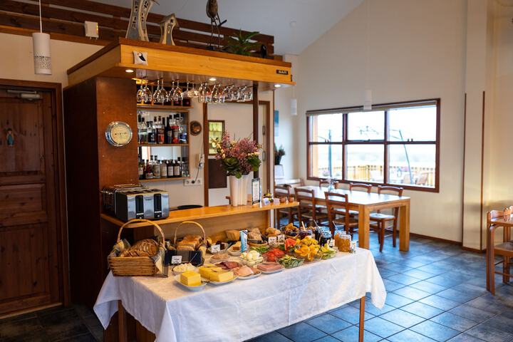 Dining 110 of 162