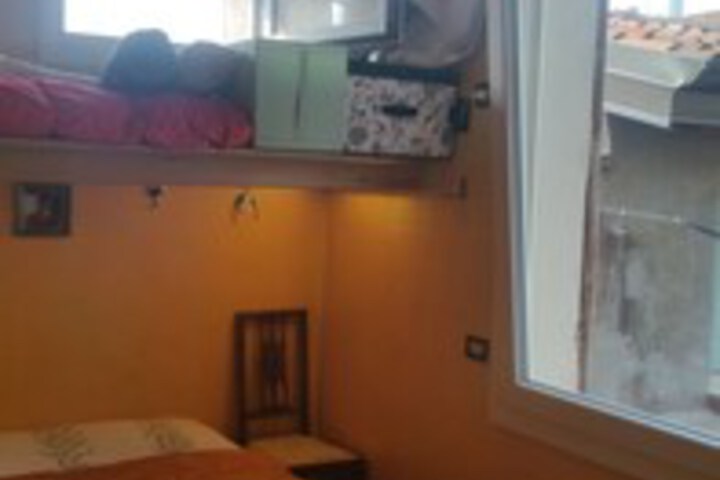 Room 14 of 14